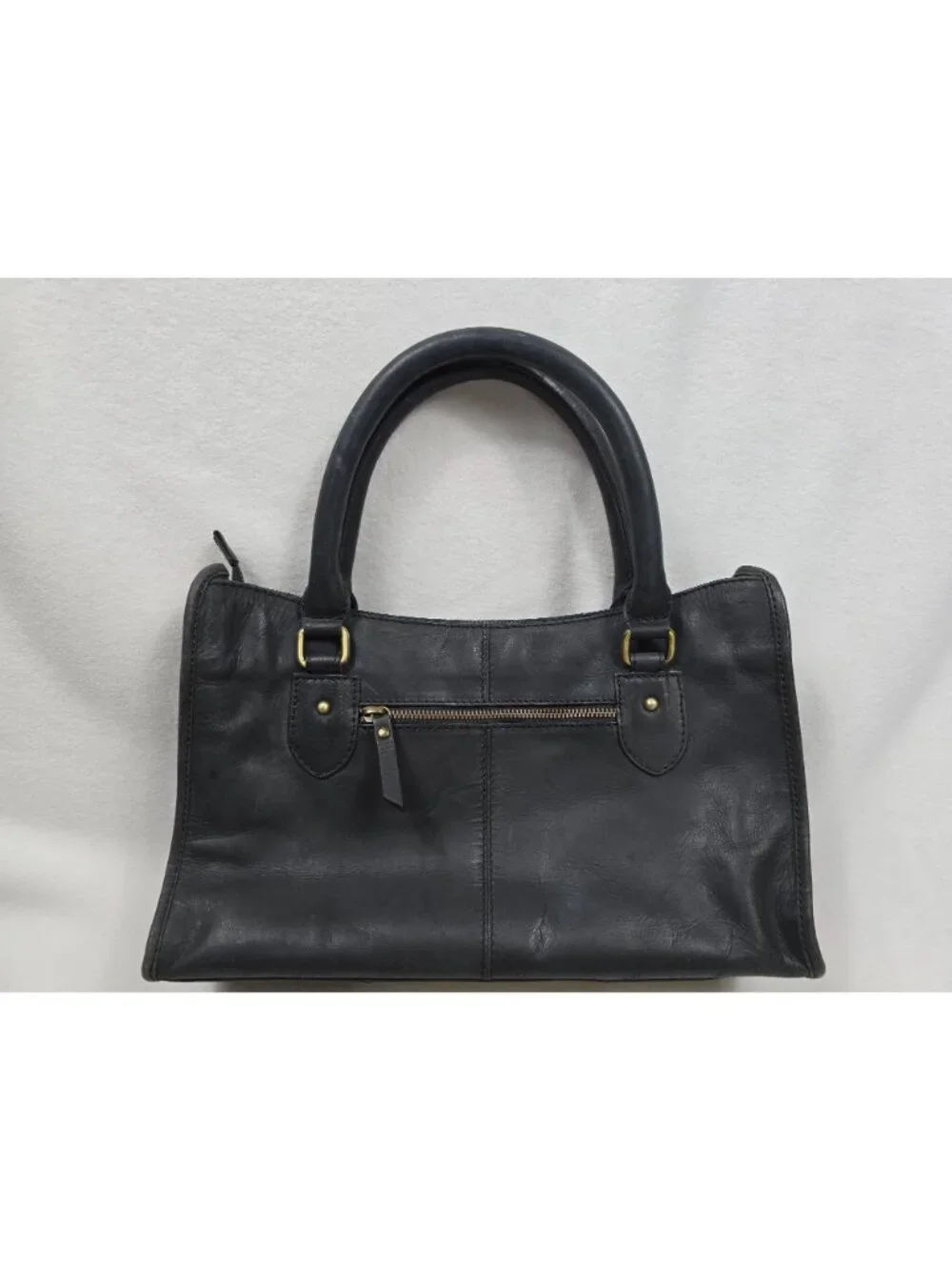 Born Black Leather Handbag With Double Handles & Zipper Closure - Picture 7 of 13